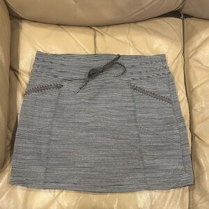 Athleta striped grey skort